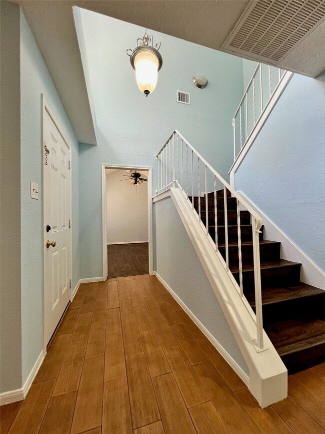 Photo - 21339 Park Mt Dr