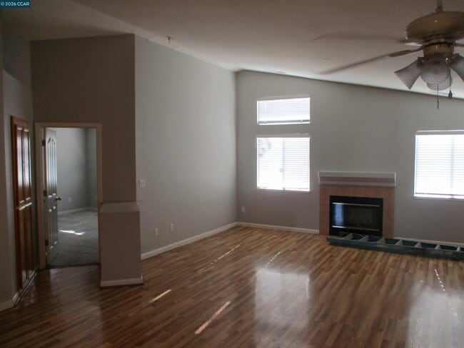 Photo - 5112 Toyon Ct