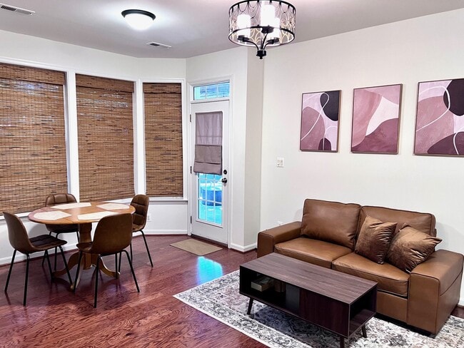 Building Photo - 20926 Cheyenne Terrace Unit Sterling Rental