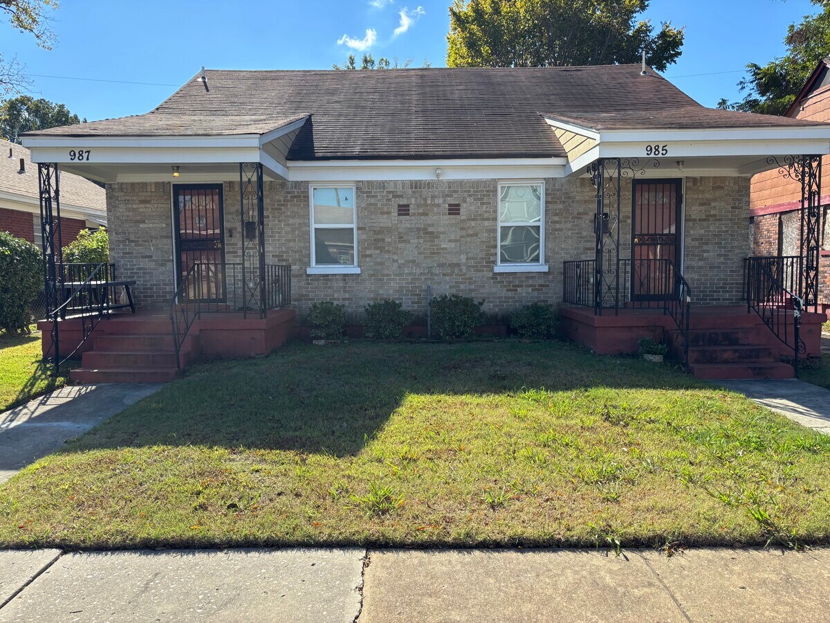 Photo - 985 Marble Ave