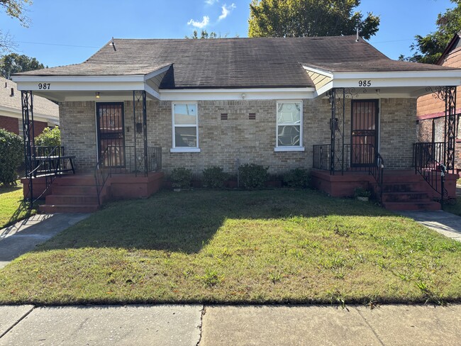 Building Photo - 985 Marble Ave