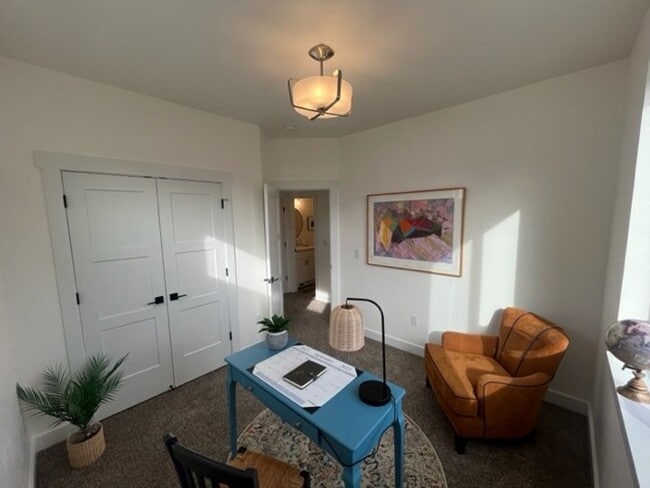 Photo - 221 Fairgrounds Rd