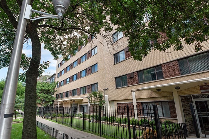 Photo - 5917 N Kenmore Ave Condo Unit 328