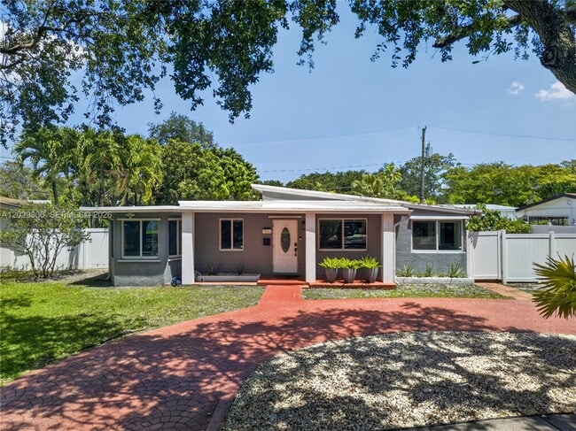 Building Photo - 211 S 57th Way