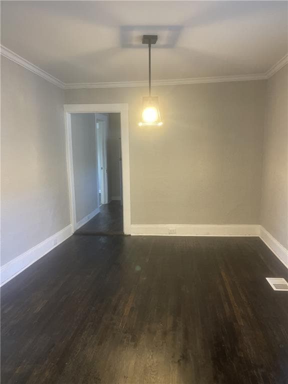 Photo - 346 Tazor St NW