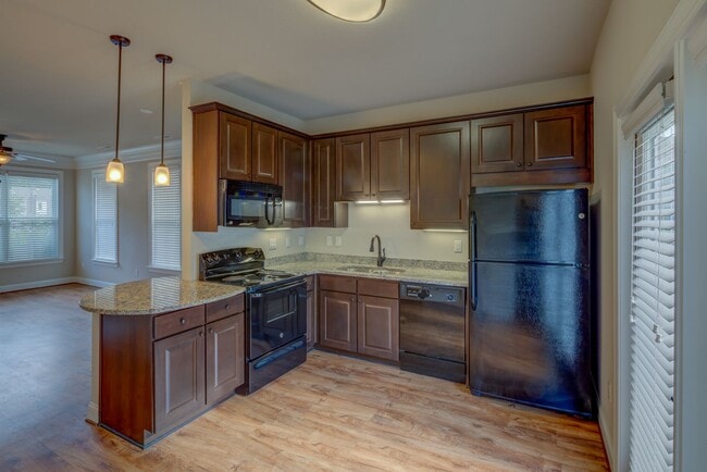 Building Photo - Yorktown Arch