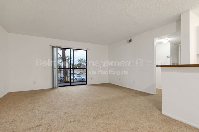 Photo - 2030 Cascades Blvd Unit 201