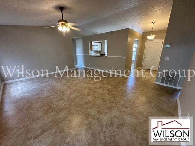 Photo - 660 Marlene Dr