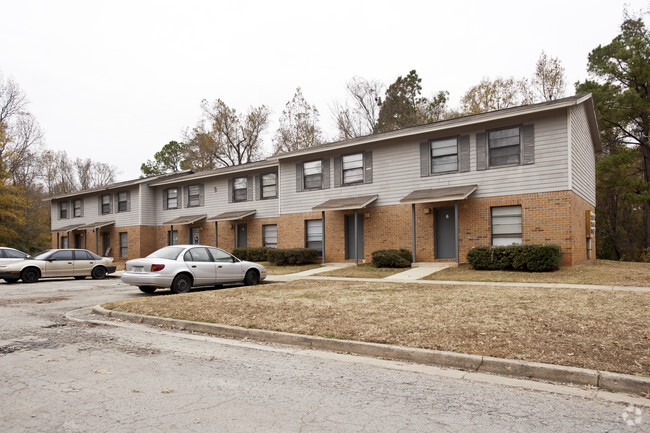 Gray Gardens Apartments - Gray Gardens Apartments
