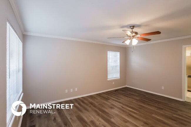 Photo - 304 Belmont Dr