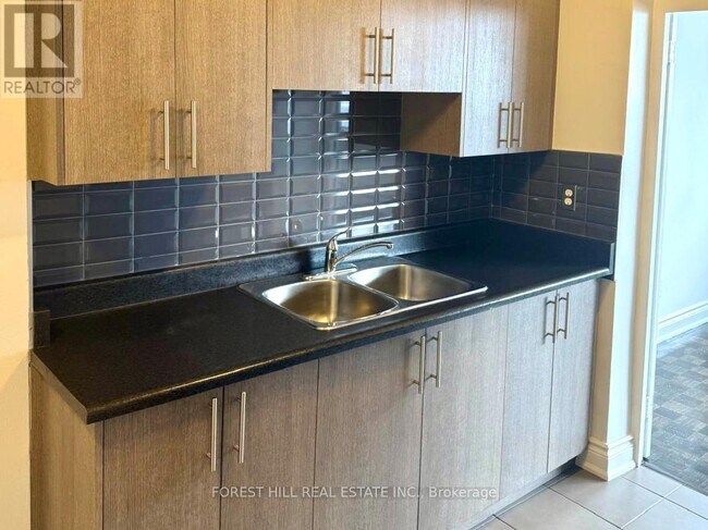 Photo - 35 Esterbrooke Ave. Unité 708