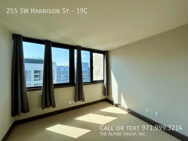 Building Photo - 255 SW Harrison St Unit 19C Rental