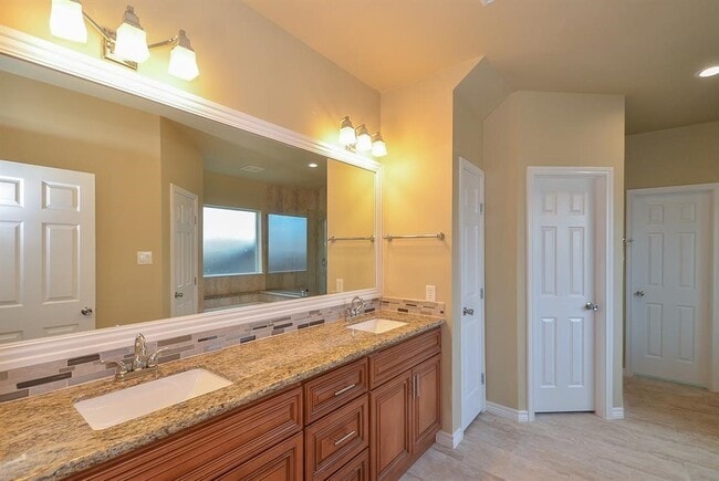 Photo - 5503 Langhorne Ct