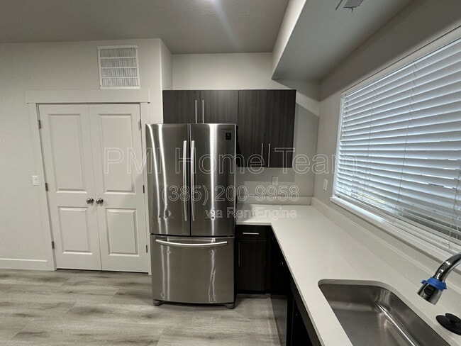 Photo - 2874 Kiesel Ave Unit 104