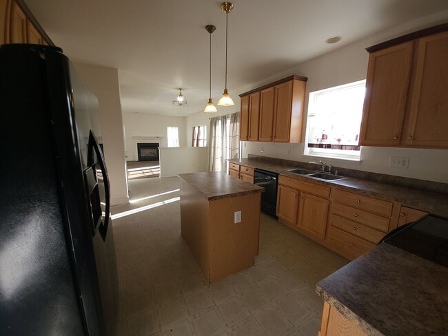 Photo - Beautiful 4-Bedroom Single Family Home on Corner Lot in the Peaceful Meritage Community