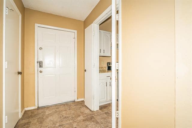 Photo - 505 San Carlos Dr