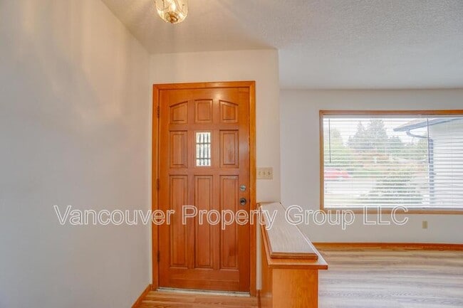 Photo - 7301 Indiana St