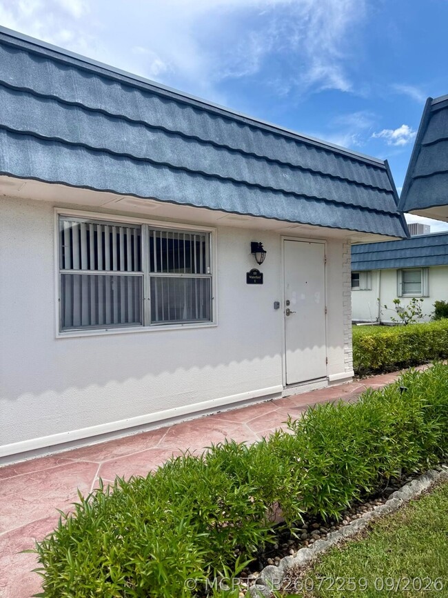 119 Waterford D