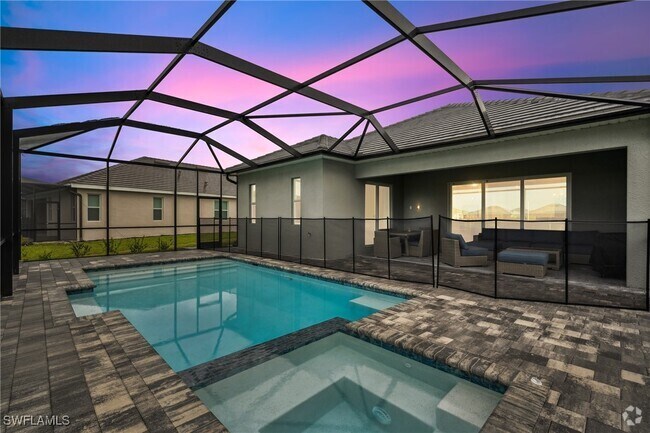 Building Photo - 15060 Pinehurst Ln Rental
