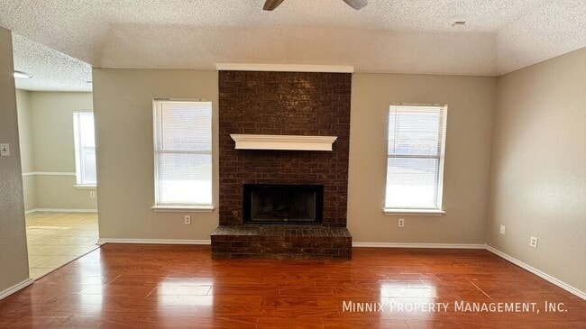 Photo - 2509 79th St