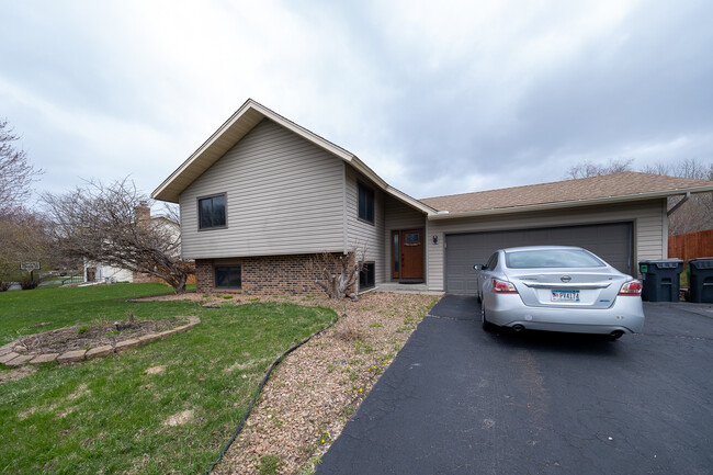 Photo - 1417 Raleigh Dr Casa