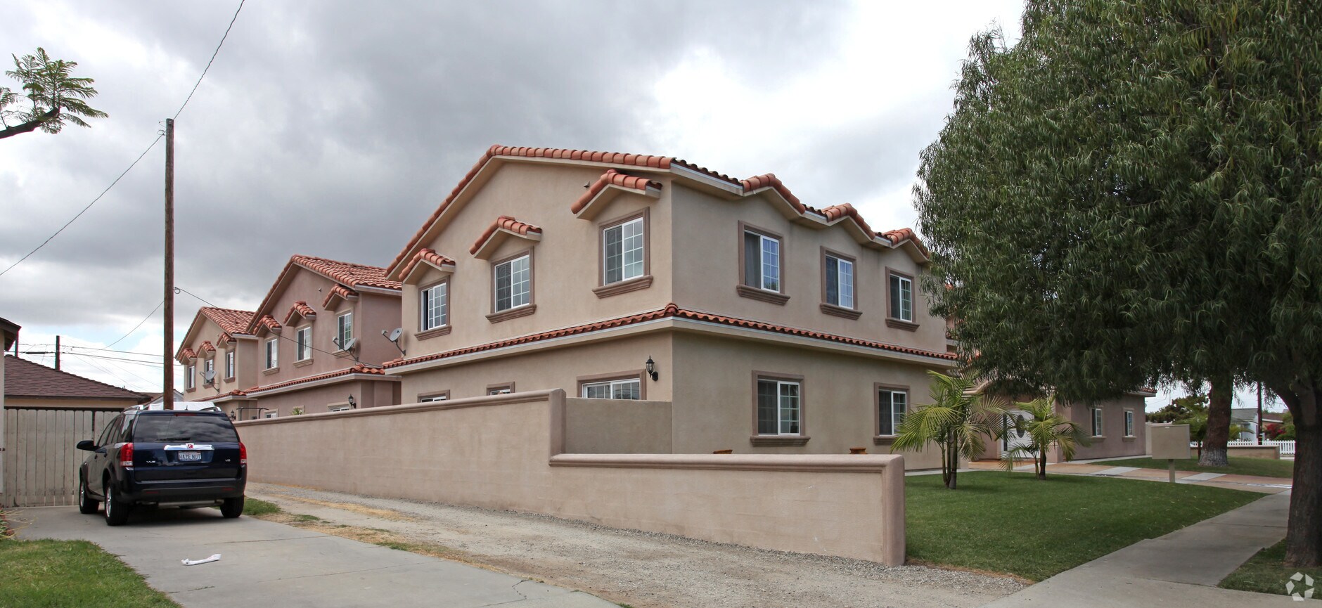 Photo - 16603-16613 Indiana Ave