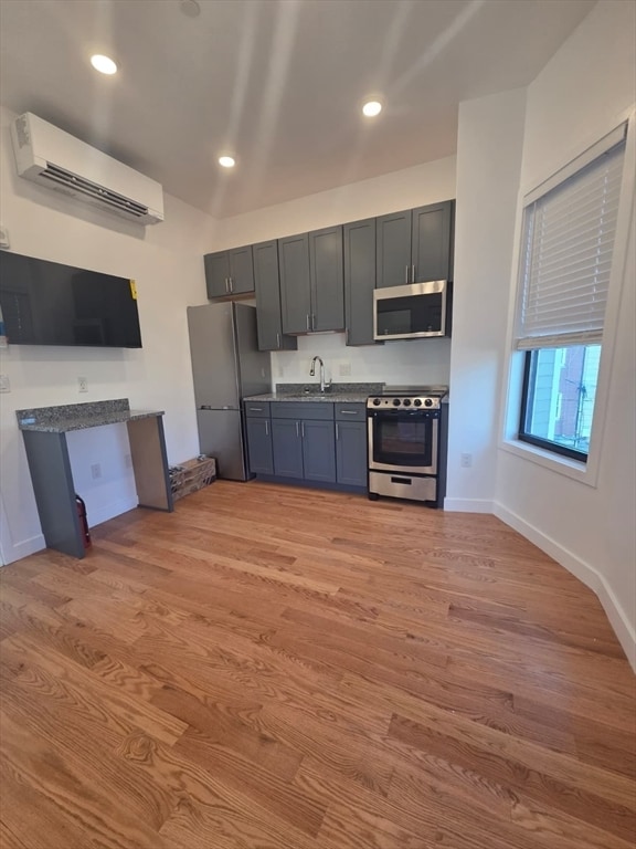 Photo - 165 Hawthorne St Unit 302