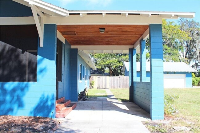 Photo - 1718 E Elm Rd
