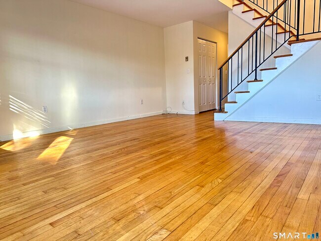 Photo - 168 Belltown Rd Unit 30