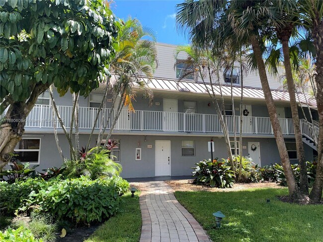 Building Photo - 4600 SW 67th Ave Unit 115 Rental