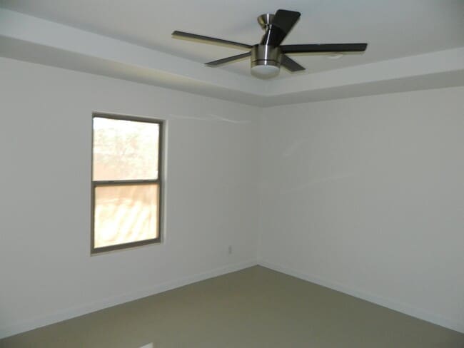 Photo - 1615 Dra Eve Perez Lane