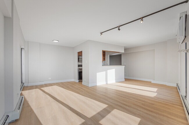 Photo - 6166 N Sheridan Rd Unit 26K
