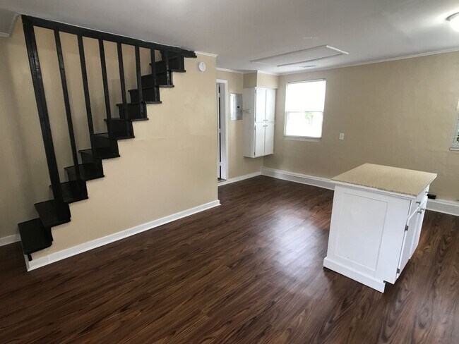 Photo - Charming Carriage House near Downtown Savannah