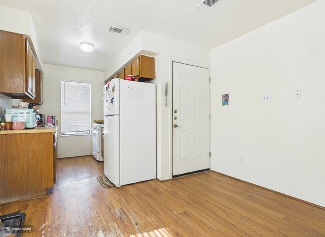 Photo - 1515 Pine Ridge Dr