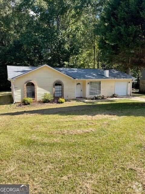 Building Photo - 8228 Englewood Trail Rental