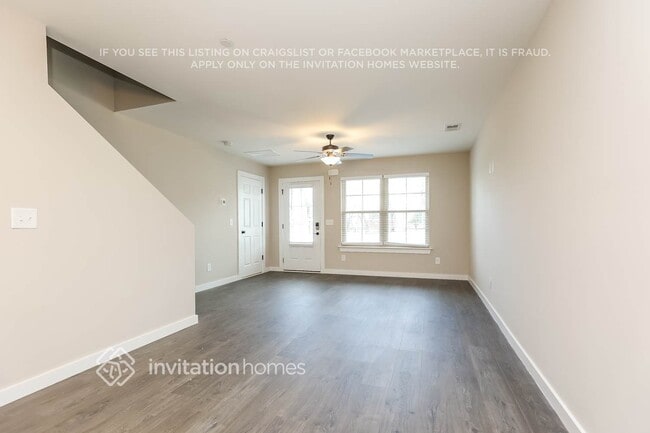 Photo - 208 Emmett Dr