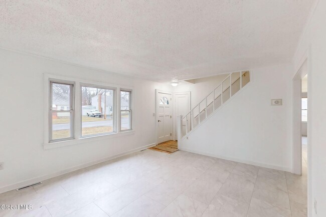 Photo - 11 Rapple Dr