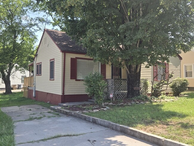 Photo - 1719 McClung Ave