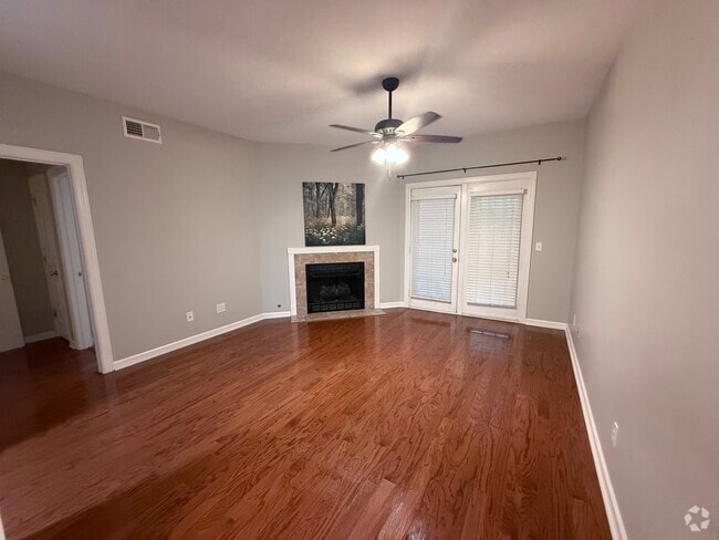 Building Photo - 6820 Highway 70 S Unit 305 Rental
