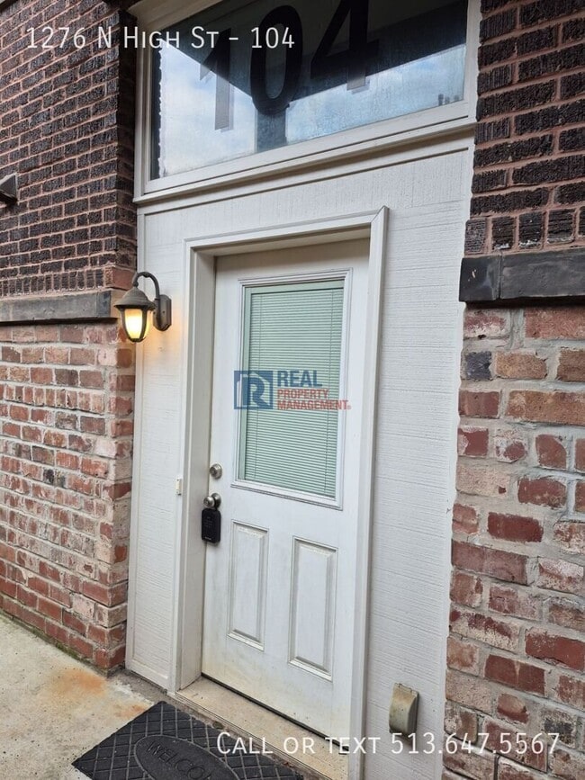 Photo - 1276 N High St Unit 104