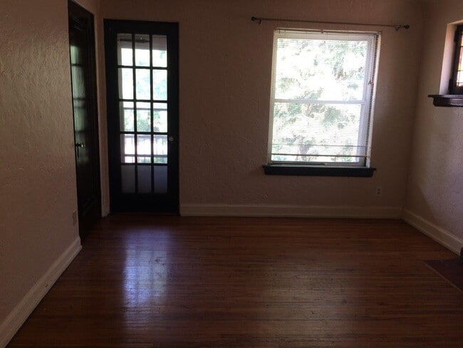 Photo - 6014 Arendes Dr Unit 6014-A