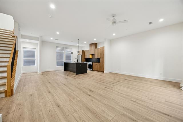 Photo - 2206 Arroyo Ave