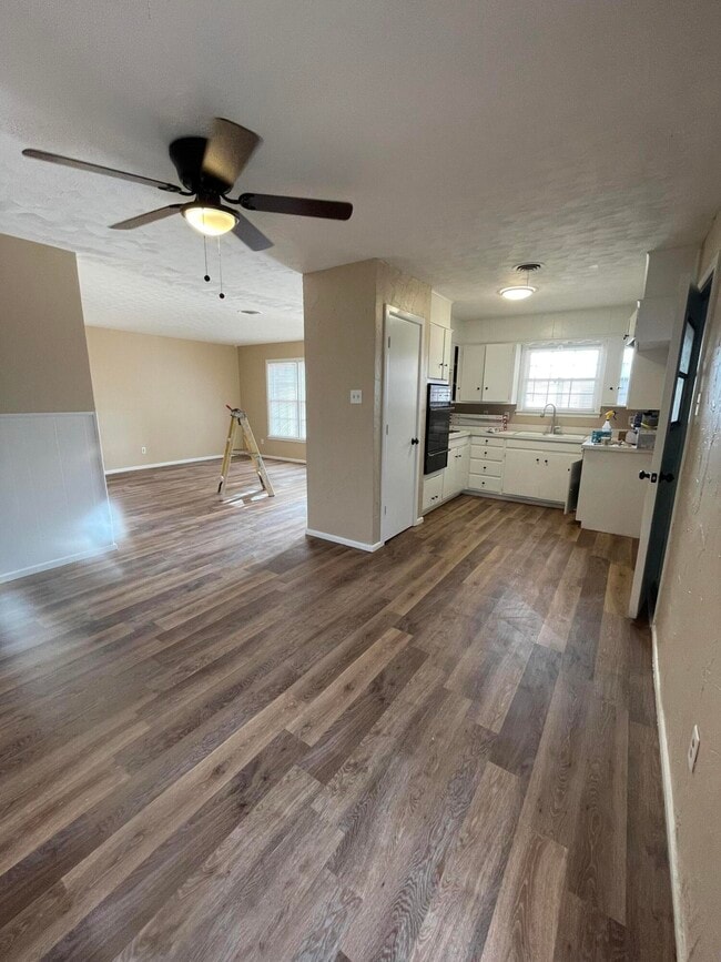 Photo - 5102 39th St