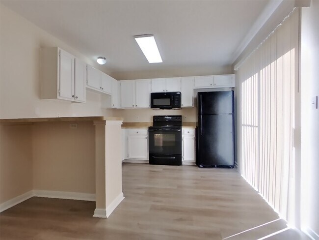 Photo - 3259 Jorns St