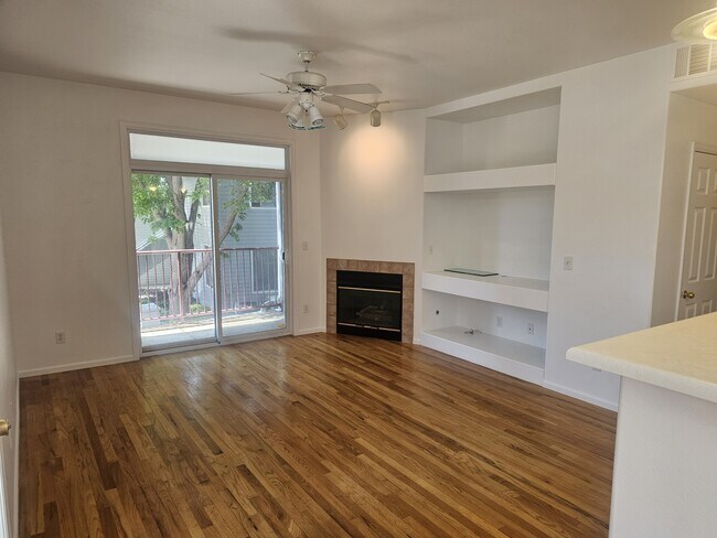 Photo - 8500 E Jefferson Ave