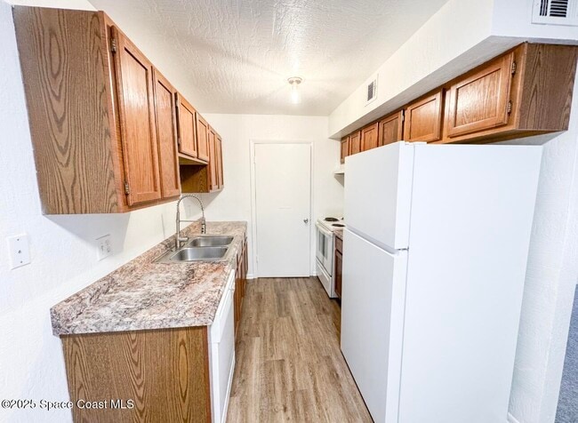 Photo - 2130 Forest Knoll Dr NE Unit 30-208