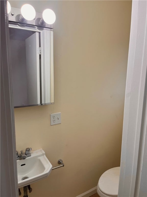 Photo - 1685 Monroe Ave