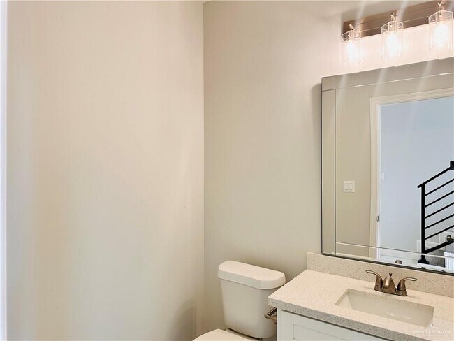 Photo - 20 N Crown Point