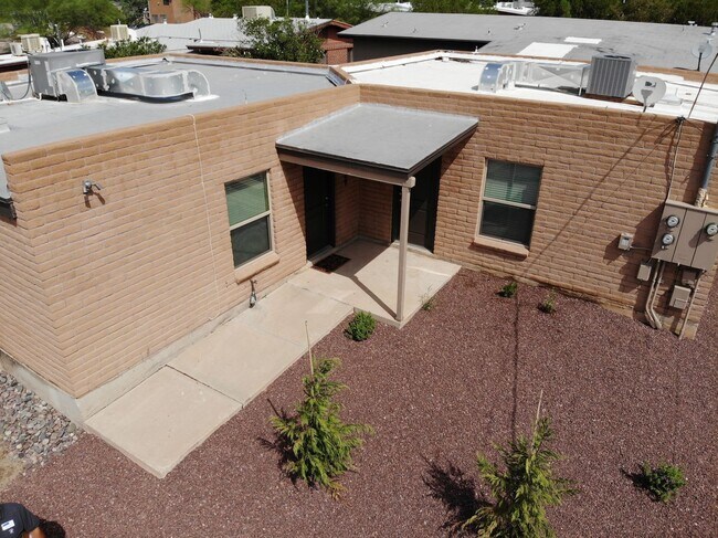 1429-1431 N Highland Ave Unidad 1429
