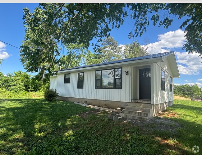 Building Photo - 3795 W Andrew Johnson Hwy Rental